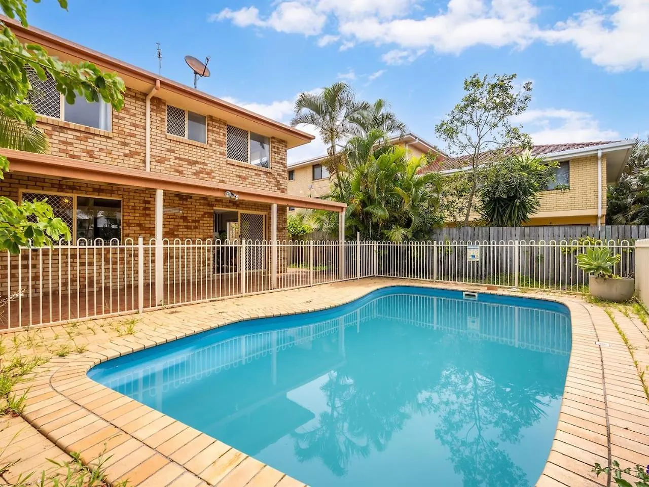 Holiday home Ocean View From Balcony 5Br Home With Pool At Redcliffe Clontarf